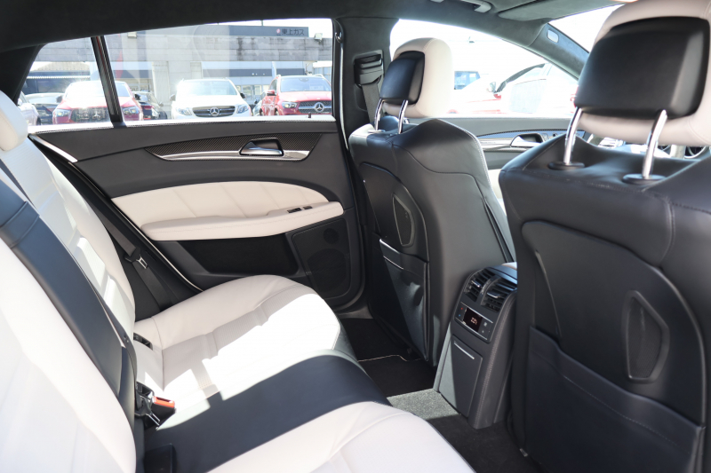 AMG CLSクラス CLS63 AMG ｼｭｰﾃｨﾝｸﾞﾌﾞﾚｰｸ ED1　AMGﾊﾟﾌｫｰﾏﾝｽPKG AMGﾄﾞﾗｲﾊﾞｰｽﾞPKG ﾚｰﾀﾞｰｾｰﾌﾃｨPKG ｶﾞﾗｽSR designoﾌﾟﾗﾁﾅﾎﾜｲﾄﾚｻﾞｰ ｼｰﾄﾋｰﾀｰ ﾍﾞﾝﾁﾚｰﾀｰ 純正ﾅﾋﾞ地ﾃﾞｼﾞ Bﾓﾆﾀｰ LEDﾍｯﾄﾞ ｷｰﾚｽGO designoｳｯﾄﾞﾌﾛｱ AMG19AW　2年保証