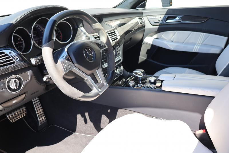 AMG CLSクラス CLS63 AMG ｼｭｰﾃｨﾝｸﾞﾌﾞﾚｰｸ ED1　AMGﾊﾟﾌｫｰﾏﾝｽPKG AMGﾄﾞﾗｲﾊﾞｰｽﾞPKG ﾚｰﾀﾞｰｾｰﾌﾃｨPKG ｶﾞﾗｽSR designoﾌﾟﾗﾁﾅﾎﾜｲﾄﾚｻﾞｰ ｼｰﾄﾋｰﾀｰ ﾍﾞﾝﾁﾚｰﾀｰ 純正ﾅﾋﾞ地ﾃﾞｼﾞ Bﾓﾆﾀｰ LEDﾍｯﾄﾞ ｷｰﾚｽGO designoｳｯﾄﾞﾌﾛｱ AMG19AW　2年保証