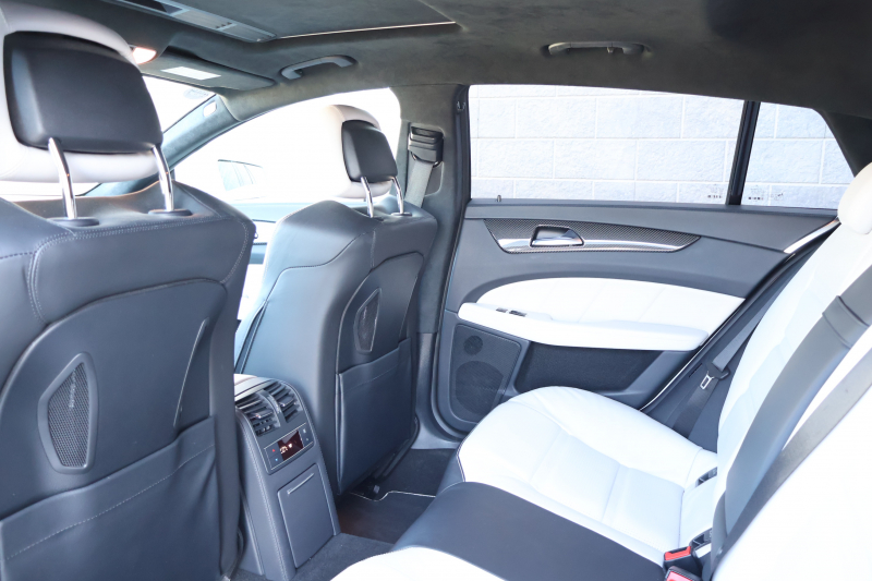 AMG CLSクラス CLS63 AMG ｼｭｰﾃｨﾝｸﾞﾌﾞﾚｰｸ ED1　AMGﾊﾟﾌｫｰﾏﾝｽPKG AMGﾄﾞﾗｲﾊﾞｰｽﾞPKG ﾚｰﾀﾞｰｾｰﾌﾃｨPKG ｶﾞﾗｽSR designoﾌﾟﾗﾁﾅﾎﾜｲﾄﾚｻﾞｰ ｼｰﾄﾋｰﾀｰ ﾍﾞﾝﾁﾚｰﾀｰ 純正ﾅﾋﾞ地ﾃﾞｼﾞ Bﾓﾆﾀｰ LEDﾍｯﾄﾞ ｷｰﾚｽGO designoｳｯﾄﾞﾌﾛｱ AMG19AW　2年保証