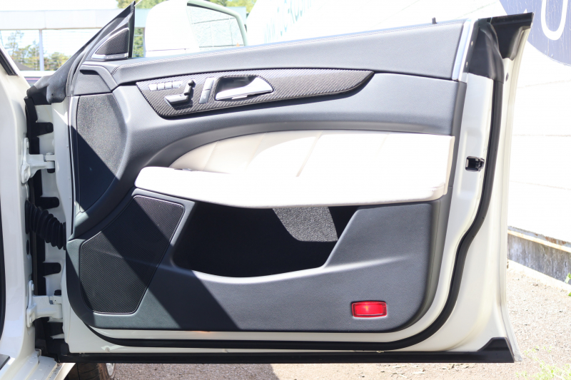 AMG CLSクラス CLS63 AMG ｼｭｰﾃｨﾝｸﾞﾌﾞﾚｰｸ ED1　AMGﾊﾟﾌｫｰﾏﾝｽPKG AMGﾄﾞﾗｲﾊﾞｰｽﾞPKG ﾚｰﾀﾞｰｾｰﾌﾃｨPKG ｶﾞﾗｽSR designoﾌﾟﾗﾁﾅﾎﾜｲﾄﾚｻﾞｰ ｼｰﾄﾋｰﾀｰ ﾍﾞﾝﾁﾚｰﾀｰ 純正ﾅﾋﾞ地ﾃﾞｼﾞ Bﾓﾆﾀｰ LEDﾍｯﾄﾞ ｷｰﾚｽGO designoｳｯﾄﾞﾌﾛｱ AMG19AW　2年保証