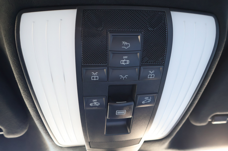 AMG CLSクラス CLS63 AMG ｼｭｰﾃｨﾝｸﾞﾌﾞﾚｰｸ ED1　AMGﾊﾟﾌｫｰﾏﾝｽPKG AMGﾄﾞﾗｲﾊﾞｰｽﾞPKG ﾚｰﾀﾞｰｾｰﾌﾃｨPKG ｶﾞﾗｽSR designoﾌﾟﾗﾁﾅﾎﾜｲﾄﾚｻﾞｰ ｼｰﾄﾋｰﾀｰ ﾍﾞﾝﾁﾚｰﾀｰ 純正ﾅﾋﾞ地ﾃﾞｼﾞ Bﾓﾆﾀｰ LEDﾍｯﾄﾞ ｷｰﾚｽGO designoｳｯﾄﾞﾌﾛｱ AMG19AW　2年保証