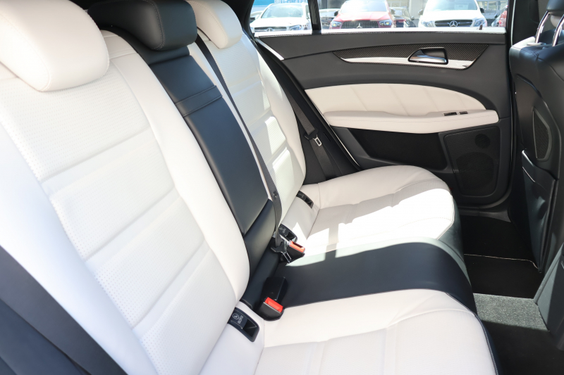 AMG CLSクラス CLS63 AMG ｼｭｰﾃｨﾝｸﾞﾌﾞﾚｰｸ ED1　AMGﾊﾟﾌｫｰﾏﾝｽPKG AMGﾄﾞﾗｲﾊﾞｰｽﾞPKG ﾚｰﾀﾞｰｾｰﾌﾃｨPKG ｶﾞﾗｽSR designoﾌﾟﾗﾁﾅﾎﾜｲﾄﾚｻﾞｰ ｼｰﾄﾋｰﾀｰ ﾍﾞﾝﾁﾚｰﾀｰ 純正ﾅﾋﾞ地ﾃﾞｼﾞ Bﾓﾆﾀｰ LEDﾍｯﾄﾞ ｷｰﾚｽGO designoｳｯﾄﾞﾌﾛｱ AMG19AW　2年保証