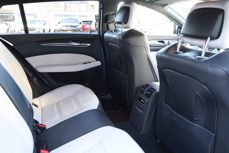 AMG CLSクラス CLS63 AMG ｼｭｰﾃｨﾝｸﾞﾌﾞﾚｰｸ ED1　AMGﾊﾟﾌｫｰﾏﾝｽPKG AMGﾄﾞﾗｲﾊﾞｰｽﾞPKG ﾚｰﾀﾞｰｾｰﾌﾃｨPKG ｶﾞﾗｽSR designoﾌﾟﾗﾁﾅﾎﾜｲﾄﾚｻﾞｰ ｼｰﾄﾋｰﾀｰ ﾍﾞﾝﾁﾚｰﾀｰ 純正ﾅﾋﾞ地ﾃﾞｼﾞ Bﾓﾆﾀｰ LEDﾍｯﾄﾞ ｷｰﾚｽGO designoｳｯﾄﾞﾌﾛｱ AMG19AW　2年保証