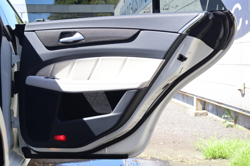 AMG CLSクラス CLS63 AMG ｼｭｰﾃｨﾝｸﾞﾌﾞﾚｰｸ ED1　AMGﾊﾟﾌｫｰﾏﾝｽPKG AMGﾄﾞﾗｲﾊﾞｰｽﾞPKG ﾚｰﾀﾞｰｾｰﾌﾃｨPKG ｶﾞﾗｽSR designoﾌﾟﾗﾁﾅﾎﾜｲﾄﾚｻﾞｰ ｼｰﾄﾋｰﾀｰ ﾍﾞﾝﾁﾚｰﾀｰ 純正ﾅﾋﾞ地ﾃﾞｼﾞ Bﾓﾆﾀｰ LEDﾍｯﾄﾞ ｷｰﾚｽGO designoｳｯﾄﾞﾌﾛｱ AMG19AW　2年保証