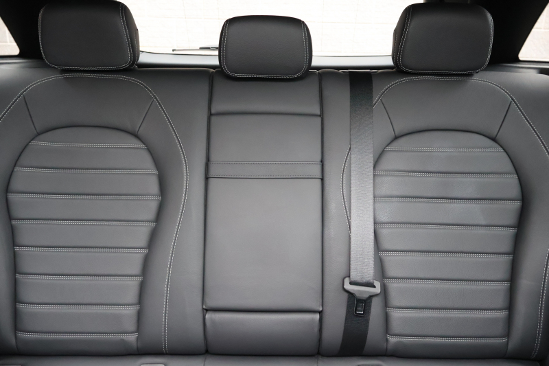 AMG GLC GLC43 4MATIC　ﾚｻﾞｰｴｸｽｸﾙｰｼﾌﾞPKG ﾅｲﾄPKG ｴｱﾊﾞﾗﾝｽPKG ﾚｰﾀﾞｰｾｰﾌﾃｨPKG ﾊﾟﾉﾗﾏSR 黒革ｼｰﾄ ｼｰﾄﾋｰﾀｰ ｷｰﾚｽGO 純正ﾅﾋﾞ地ﾃﾞｼﾞ 360度ｶﾒﾗｼｽﾃﾑ Burmester HUD 電動Rｹﾞｰﾄ ﾌｯﾄﾄﾗﾝｸOP LEDﾍｯﾄﾞﾗｲﾄ AMG20ｲﾝﾁAW　2年保証