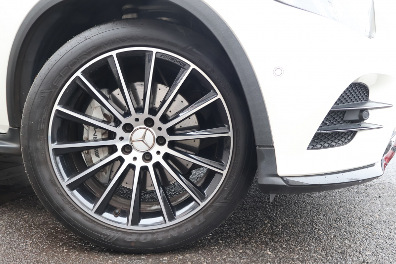 AMG GLC GLC43 4MATIC　ﾚｻﾞｰｴｸｽｸﾙｰｼﾌﾞPKG ﾅｲﾄPKG ｴｱﾊﾞﾗﾝｽPKG ﾚｰﾀﾞｰｾｰﾌﾃｨPKG ﾊﾟﾉﾗﾏSR 黒革ｼｰﾄ ｼｰﾄﾋｰﾀｰ ｷｰﾚｽGO 純正ﾅﾋﾞ地ﾃﾞｼﾞ 360度ｶﾒﾗｼｽﾃﾑ Burmester HUD 電動Rｹﾞｰﾄ ﾌｯﾄﾄﾗﾝｸOP LEDﾍｯﾄﾞﾗｲﾄ AMG20ｲﾝﾁAW　2年保証