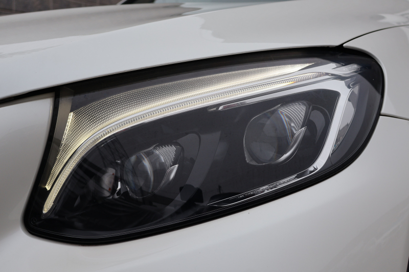 AMG GLC GLC43 4MATIC　ﾚｻﾞｰｴｸｽｸﾙｰｼﾌﾞPKG ﾅｲﾄPKG ｴｱﾊﾞﾗﾝｽPKG ﾚｰﾀﾞｰｾｰﾌﾃｨPKG ﾊﾟﾉﾗﾏSR 黒革ｼｰﾄ ｼｰﾄﾋｰﾀｰ ｷｰﾚｽGO 純正ﾅﾋﾞ地ﾃﾞｼﾞ 360度ｶﾒﾗｼｽﾃﾑ Burmester HUD 電動Rｹﾞｰﾄ ﾌｯﾄﾄﾗﾝｸOP LEDﾍｯﾄﾞﾗｲﾄ AMG20ｲﾝﾁAW　2年保証