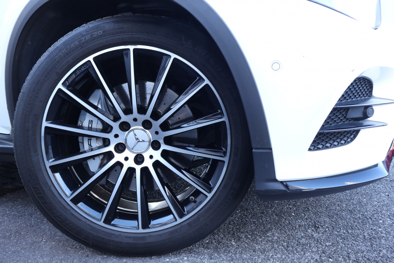 AMG GLC GLC43 4MATIC　ﾚｻﾞｰｴｸｽｸﾙｰｼﾌﾞPKG ﾅｲﾄPKG ｴｱﾊﾞﾗﾝｽPKG ﾚｰﾀﾞｰｾｰﾌﾃｨPKG ﾊﾟﾉﾗﾏSR 黒革ｼｰﾄ ｼｰﾄﾋｰﾀｰ ｷｰﾚｽGO 純正ﾅﾋﾞ地ﾃﾞｼﾞ 360度ｶﾒﾗｼｽﾃﾑ Burmester HUD 電動Rｹﾞｰﾄ ﾌｯﾄﾄﾗﾝｸOP LEDﾍｯﾄﾞﾗｲﾄ AMG20ｲﾝﾁAW　2年保証