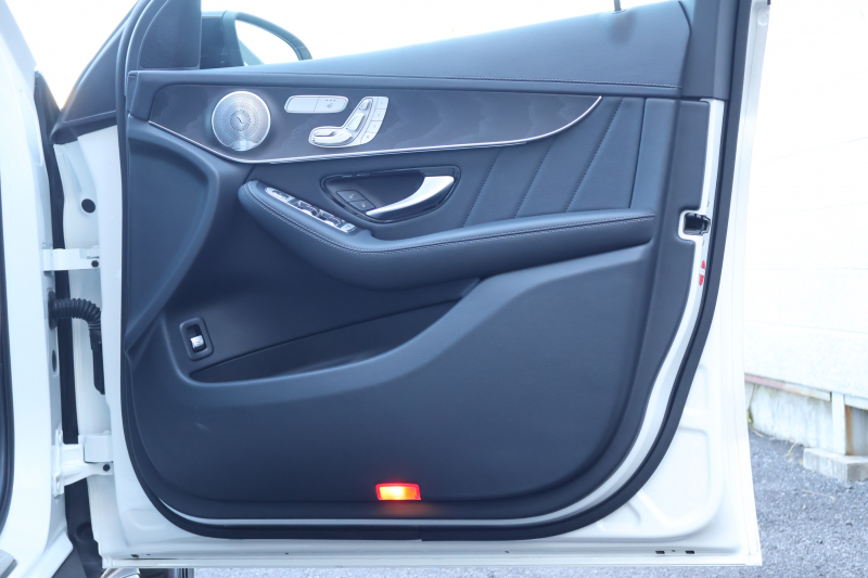 AMG GLC GLC43 4MATIC　ﾚｻﾞｰｴｸｽｸﾙｰｼﾌﾞPKG ﾅｲﾄPKG ｴｱﾊﾞﾗﾝｽPKG ﾚｰﾀﾞｰｾｰﾌﾃｨPKG ﾊﾟﾉﾗﾏSR 黒革ｼｰﾄ ｼｰﾄﾋｰﾀｰ ｷｰﾚｽGO 純正ﾅﾋﾞ地ﾃﾞｼﾞ 360度ｶﾒﾗｼｽﾃﾑ Burmester HUD 電動Rｹﾞｰﾄ ﾌｯﾄﾄﾗﾝｸOP LEDﾍｯﾄﾞﾗｲﾄ AMG20ｲﾝﾁAW　2年保証