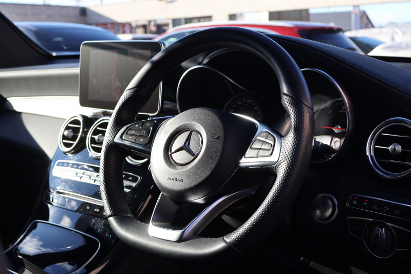 メルセデスベンツ GLC GLC220d 4MATIC ｽﾎﾟｰﾂ 本革仕様　AMGｽﾀｲﾘﾝｸﾞPKG ｴｱﾊﾞﾗﾝｽPKG ﾚｰﾀﾞｰｾｰﾌﾃｨPKG  ﾊﾟﾉﾗﾏSR 黒革ｼｰﾄ ｼｰﾄﾋｰﾀｰ ｷｰﾚｽGO 純正ﾅﾋﾞ地ﾃﾞｼﾞ 360度ｶﾒﾗｼｽﾃﾑ Burmester  電動Rｹﾞｰﾄ ﾌｯﾄﾄﾗﾝｸOP LEDﾍｯﾄﾞﾗｲﾄ PTS AMG19ｲﾝﾁAW　2年保証