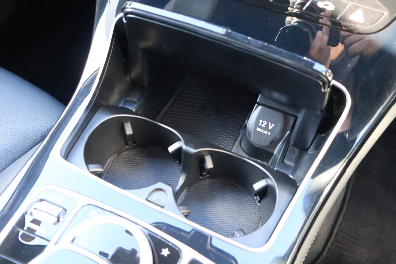 メルセデスベンツ GLC GLC220d 4MATIC ｽﾎﾟｰﾂ 本革仕様　AMGｽﾀｲﾘﾝｸﾞPKG ｴｱﾊﾞﾗﾝｽPKG ﾚｰﾀﾞｰｾｰﾌﾃｨPKG  ﾊﾟﾉﾗﾏSR 黒革ｼｰﾄ ｼｰﾄﾋｰﾀｰ ｷｰﾚｽGO 純正ﾅﾋﾞ地ﾃﾞｼﾞ 360度ｶﾒﾗｼｽﾃﾑ Burmester  電動Rｹﾞｰﾄ ﾌｯﾄﾄﾗﾝｸOP LEDﾍｯﾄﾞﾗｲﾄ PTS AMG19ｲﾝﾁAW　2年保証