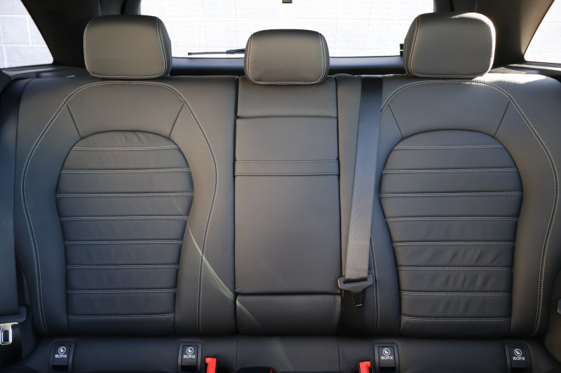 メルセデスベンツ GLC GLC220d 4MATIC ｽﾎﾟｰﾂ 本革仕様　AMGｽﾀｲﾘﾝｸﾞPKG ｴｱﾊﾞﾗﾝｽPKG ﾚｰﾀﾞｰｾｰﾌﾃｨPKG  ﾊﾟﾉﾗﾏSR 黒革ｼｰﾄ ｼｰﾄﾋｰﾀｰ ｷｰﾚｽGO 純正ﾅﾋﾞ地ﾃﾞｼﾞ 360度ｶﾒﾗｼｽﾃﾑ Burmester  電動Rｹﾞｰﾄ ﾌｯﾄﾄﾗﾝｸOP LEDﾍｯﾄﾞﾗｲﾄ PTS AMG19ｲﾝﾁAW　2年保証