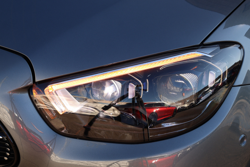 メルセデスベンツ Eクラス E200 ｽﾎﾟｰﾂ（BSG搭載ﾓﾃﾞﾙ）　後期型 AMGﾗｲﾝｲﾝﾃﾘｱPKG ｴｸｽｸﾙｰｼﾌﾞPKG ﾚｰﾀﾞｰｾｰﾌﾃｨPKG ﾊﾟﾉﾗﾏSR 黒ﾅｯﾊﾟ革 ｼｰﾄﾋｰﾀ MBUX ARﾅﾋﾞ地ﾃﾞｼﾞ  AppleCarPlay 360°ｶﾒﾗ Burmester ﾜｲﾔﾚｽﾁｬｰｼﾞﾝｸﾞ HUD PTS AMG19ｲﾝﾁAW　2年保証