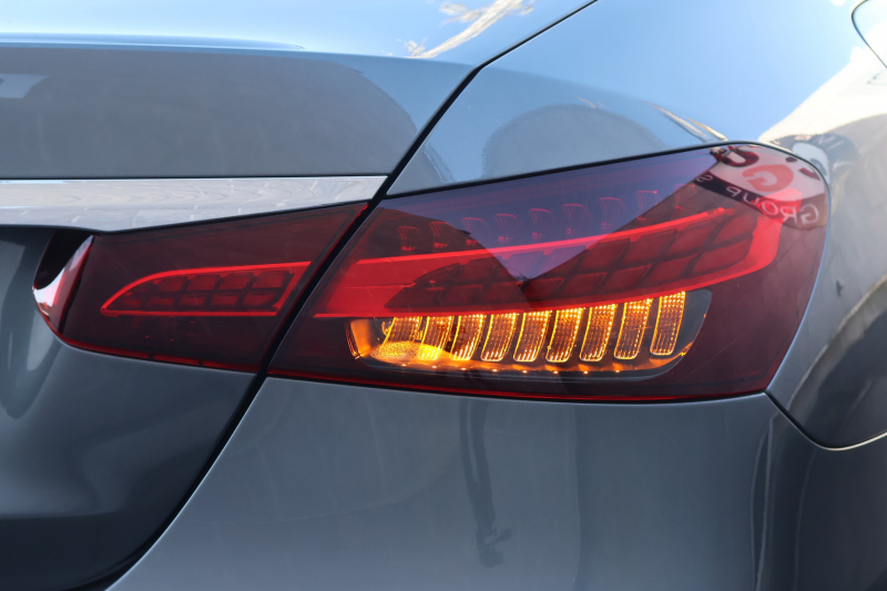 メルセデスベンツ Eクラス E200 ｽﾎﾟｰﾂ（BSG搭載ﾓﾃﾞﾙ）　後期型 AMGﾗｲﾝｲﾝﾃﾘｱPKG ｴｸｽｸﾙｰｼﾌﾞPKG ﾚｰﾀﾞｰｾｰﾌﾃｨPKG ﾊﾟﾉﾗﾏSR 黒ﾅｯﾊﾟ革 ｼｰﾄﾋｰﾀ MBUX ARﾅﾋﾞ地ﾃﾞｼﾞ  AppleCarPlay 360°ｶﾒﾗ Burmester ﾜｲﾔﾚｽﾁｬｰｼﾞﾝｸﾞ HUD PTS AMG19ｲﾝﾁAW　2年保証