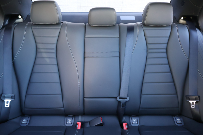 メルセデスベンツ Eクラス E200 ｽﾎﾟｰﾂ（BSG搭載ﾓﾃﾞﾙ）　後期型 AMGﾗｲﾝｲﾝﾃﾘｱPKG ｴｸｽｸﾙｰｼﾌﾞPKG ﾚｰﾀﾞｰｾｰﾌﾃｨPKG ﾊﾟﾉﾗﾏSR 黒ﾅｯﾊﾟ革 ｼｰﾄﾋｰﾀ MBUX ARﾅﾋﾞ地ﾃﾞｼﾞ  AppleCarPlay 360°ｶﾒﾗ Burmester ﾜｲﾔﾚｽﾁｬｰｼﾞﾝｸﾞ HUD PTS AMG19ｲﾝﾁAW　2年保証