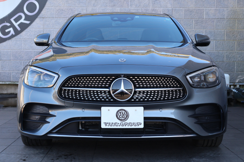 メルセデスベンツ Eクラス E200 ｽﾎﾟｰﾂ（BSG搭載ﾓﾃﾞﾙ）　後期型 AMGﾗｲﾝｲﾝﾃﾘｱPKG ｴｸｽｸﾙｰｼﾌﾞPKG ﾚｰﾀﾞｰｾｰﾌﾃｨPKG ﾊﾟﾉﾗﾏSR 黒ﾅｯﾊﾟ革 ｼｰﾄﾋｰﾀ MBUX ARﾅﾋﾞ地ﾃﾞｼﾞ  AppleCarPlay 360°ｶﾒﾗ Burmester ﾜｲﾔﾚｽﾁｬｰｼﾞﾝｸﾞ HUD PTS AMG19ｲﾝﾁAW　2年保証