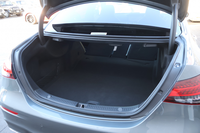 メルセデスベンツ Eクラス E200 ｽﾎﾟｰﾂ（BSG搭載ﾓﾃﾞﾙ）　後期型 AMGﾗｲﾝｲﾝﾃﾘｱPKG ｴｸｽｸﾙｰｼﾌﾞPKG ﾚｰﾀﾞｰｾｰﾌﾃｨPKG ﾊﾟﾉﾗﾏSR 黒ﾅｯﾊﾟ革 ｼｰﾄﾋｰﾀ MBUX ARﾅﾋﾞ地ﾃﾞｼﾞ  AppleCarPlay 360°ｶﾒﾗ Burmester ﾜｲﾔﾚｽﾁｬｰｼﾞﾝｸﾞ HUD PTS AMG19ｲﾝﾁAW　2年保証