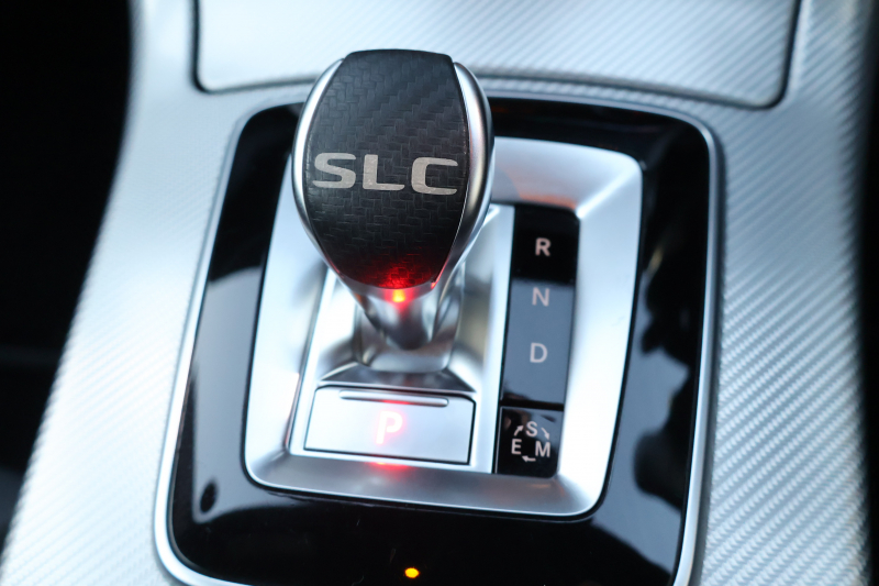 メルセデスベンツ SLCクラス SLC180 ｽﾎﾟｰﾂ ﾌｧｲﾅﾙｴﾃﾞｨｼｮﾝ　特別仕様車  AMGｽﾀｲﾘﾝｸﾞPKG ﾚｰﾀﾞｰｾｰﾌﾃｨPKG ﾏｼﾞｯｸｽｶｲｺﾝﾄﾛｰﾙﾊﾞﾘｵR ﾌﾞﾗｯｸ/ｼﾙﾊﾞｰﾂｰﾄｰﾝ革 ｼｰﾄﾋｰﾀｰ ｴｱｽｶｰﾌ 純正ﾅﾋﾞ地ﾃﾞｼﾞ Bﾓﾆﾀｰ  LEDﾍｯﾄﾞ AMGﾊﾟﾌｫｰﾏﾝｽｽﾃｱ 専用AMG18AW　2年保証