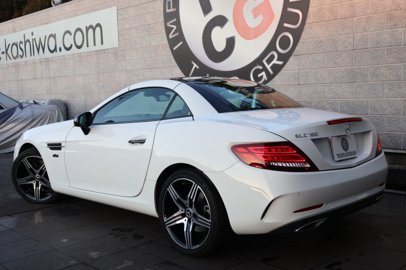 メルセデスベンツ SLCクラス SLC180 ｽﾎﾟｰﾂ ﾌｧｲﾅﾙｴﾃﾞｨｼｮﾝ　特別仕様車  AMGｽﾀｲﾘﾝｸﾞPKG ﾚｰﾀﾞｰｾｰﾌﾃｨPKG ﾏｼﾞｯｸｽｶｲｺﾝﾄﾛｰﾙﾊﾞﾘｵR ﾌﾞﾗｯｸ/ｼﾙﾊﾞｰﾂｰﾄｰﾝ革 ｼｰﾄﾋｰﾀｰ ｴｱｽｶｰﾌ 純正ﾅﾋﾞ地ﾃﾞｼﾞ Bﾓﾆﾀｰ  LEDﾍｯﾄﾞ AMGﾊﾟﾌｫｰﾏﾝｽｽﾃｱ 専用AMG18AW　2年保証