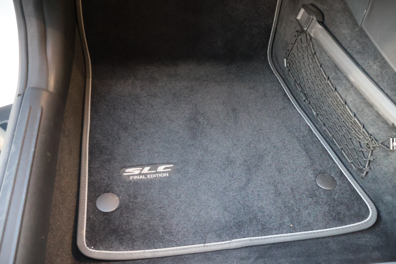 メルセデスベンツ SLCクラス SLC180 ｽﾎﾟｰﾂ ﾌｧｲﾅﾙｴﾃﾞｨｼｮﾝ　特別仕様車  AMGｽﾀｲﾘﾝｸﾞPKG ﾚｰﾀﾞｰｾｰﾌﾃｨPKG ﾏｼﾞｯｸｽｶｲｺﾝﾄﾛｰﾙﾊﾞﾘｵR ﾌﾞﾗｯｸ/ｼﾙﾊﾞｰﾂｰﾄｰﾝ革 ｼｰﾄﾋｰﾀｰ ｴｱｽｶｰﾌ 純正ﾅﾋﾞ地ﾃﾞｼﾞ Bﾓﾆﾀｰ  LEDﾍｯﾄﾞ AMGﾊﾟﾌｫｰﾏﾝｽｽﾃｱ 専用AMG18AW　2年保証