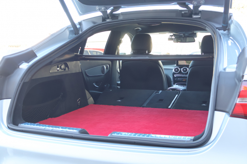 メルセデスベンツ GLCクーペ GLC250 4MATIC ｸｰﾍﾟ ｽﾎﾟｰﾂ(本革仕様)　AMGｽﾀｲﾘﾝｸﾞPKG ｴｱﾊﾞﾗﾝｽPKG ﾚｰﾀﾞｰｾｰﾌﾃｨPKG  ｶﾞﾗｽSR 黒革ｼｰﾄ ｼｰﾄﾋｰﾀｰ ｷｰﾚｽGO 純正ﾅﾋﾞ地ﾃﾞｼﾞ 360度ｶﾒﾗｼｽﾃﾑ Burmester  電動Rｹﾞｰﾄ ﾌｯﾄﾄﾗﾝｸOP LEDﾍｯﾄﾞﾗｲﾄ PTS AMG19ｲﾝﾁAW　2年保証