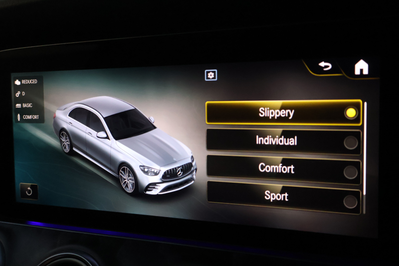 AMG Eクラス E53 4MATIC+(ISG搭載ﾓﾃﾞﾙ)　後期型 ｴｸｽｸﾙｰｼﾌﾞPKG ｴﾅｼﾞｬｲｼﾞﾝｸﾞPKGﾌﾟﾗｽ ｴｱﾊﾞﾗﾝｽPKG ﾚｰﾀﾞｰｾｰﾌﾃｨPKG ﾊﾟﾉﾗﾏSR 黒ﾅｯﾊﾟ革 ｼｰﾄﾋｰﾀ ﾍﾞﾝﾁﾚｰﾀ 純正ﾅﾋﾞ地ﾃﾞｼﾞ 360°ｶﾒﾗ MBUX Burmester Applecarplay HUD PTS AMG20ｲﾝﾁAW　新車保証