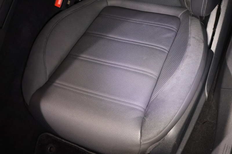 AMG Eクラス E53 4MATIC+(ISG搭載ﾓﾃﾞﾙ)　後期型 ｴｸｽｸﾙｰｼﾌﾞPKG ｴﾅｼﾞｬｲｼﾞﾝｸﾞPKGﾌﾟﾗｽ ｴｱﾊﾞﾗﾝｽPKG ﾚｰﾀﾞｰｾｰﾌﾃｨPKG ﾊﾟﾉﾗﾏSR 黒ﾅｯﾊﾟ革 ｼｰﾄﾋｰﾀ ﾍﾞﾝﾁﾚｰﾀ 純正ﾅﾋﾞ地ﾃﾞｼﾞ 360°ｶﾒﾗ MBUX Burmester Applecarplay HUD PTS AMG20ｲﾝﾁAW　新車保証