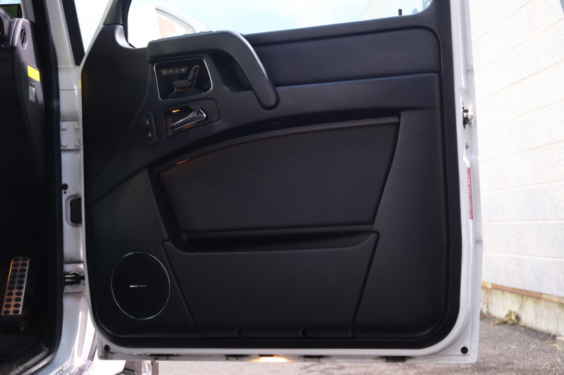 メルセデスベンツ Gクラス G350d　後期型 ﾗｸﾞｼﾞｭｱﾘｰPKG ｴｸｽﾃﾘｱｽﾃﾝﾚｽPKG ｸﾛｰﾑPKG ﾃﾞｨｽﾄﾛﾆｯｸ&BSM 7AT SR 黒革ｼｰﾄ ﾒﾓﾘｰ付Pｼｰﾄ 全席ﾋｰﾀｰ 純正8ｲﾝﾁﾜｲﾄﾞﾅﾋﾞ地ﾃﾞｼﾞ Bｶﾒﾗ harman/kardon LOGIC7ｻﾗｳﾝﾄﾞ appleCarplay AndroidAuto PTS ｷｾﾉﾝ 純正18ｲﾝﾁAW　2年保証