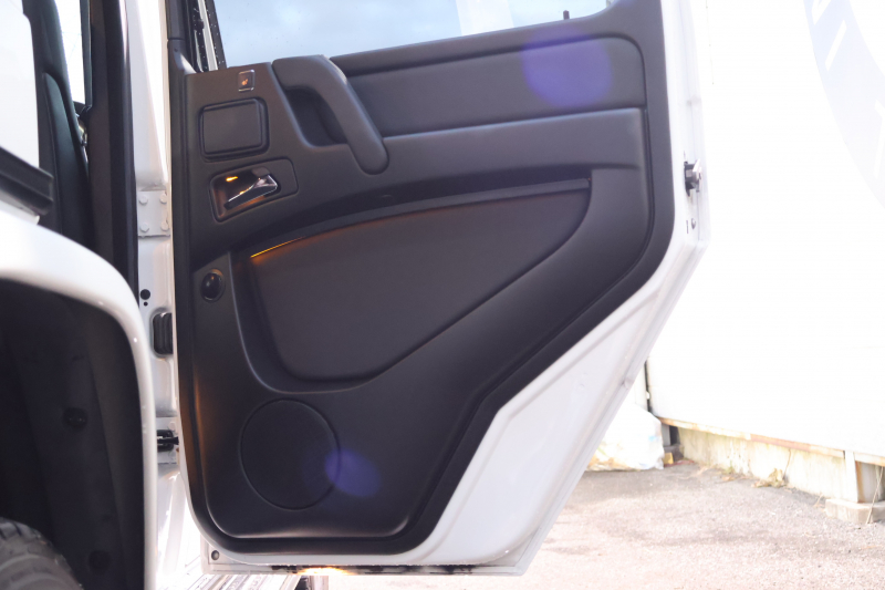 メルセデスベンツ Gクラス G350d　後期型 ﾗｸﾞｼﾞｭｱﾘｰPKG ｴｸｽﾃﾘｱｽﾃﾝﾚｽPKG ｸﾛｰﾑPKG ﾃﾞｨｽﾄﾛﾆｯｸ&BSM 7AT SR 黒革ｼｰﾄ ﾒﾓﾘｰ付Pｼｰﾄ 全席ﾋｰﾀｰ 純正8ｲﾝﾁﾜｲﾄﾞﾅﾋﾞ地ﾃﾞｼﾞ Bｶﾒﾗ harman/kardon LOGIC7ｻﾗｳﾝﾄﾞ appleCarplay AndroidAuto PTS ｷｾﾉﾝ 純正18ｲﾝﾁAW　2年保証