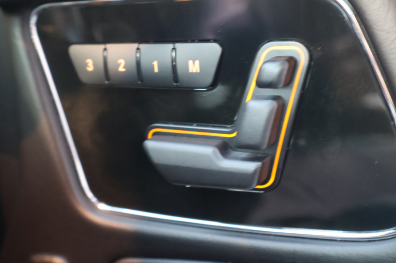 メルセデスベンツ Gクラス G350d　後期型 ﾗｸﾞｼﾞｭｱﾘｰPKG ｴｸｽﾃﾘｱｽﾃﾝﾚｽPKG ｸﾛｰﾑPKG ﾃﾞｨｽﾄﾛﾆｯｸ&BSM 7AT SR 黒革ｼｰﾄ ﾒﾓﾘｰ付Pｼｰﾄ 全席ﾋｰﾀｰ 純正8ｲﾝﾁﾜｲﾄﾞﾅﾋﾞ地ﾃﾞｼﾞ Bｶﾒﾗ harman/kardon LOGIC7ｻﾗｳﾝﾄﾞ appleCarplay AndroidAuto PTS ｷｾﾉﾝ 純正18ｲﾝﾁAW　2年保証