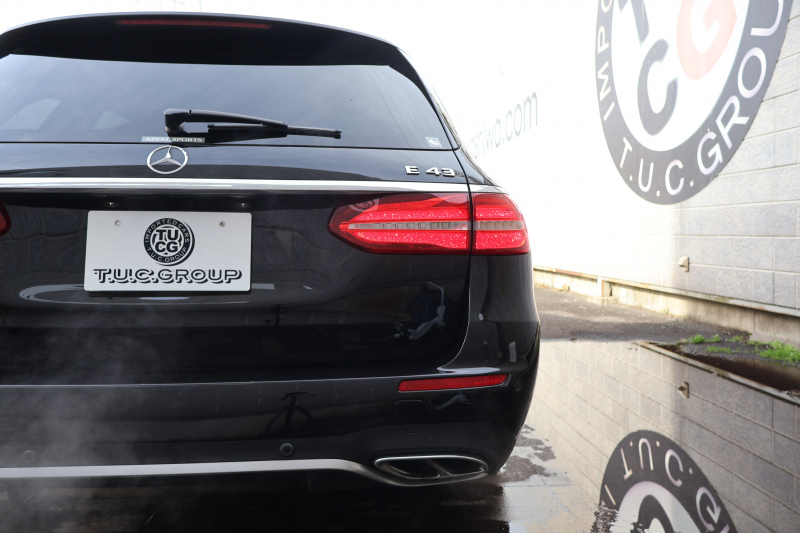 AMG Eクラス E43 4MATIC ｽﾃｰｼｮﾝﾜｺﾞﾝ　ｴｸｽｸﾙｰｼﾌﾞPKG ﾚｰﾀﾞｰｾｰﾌﾃｨPKG ｴｱﾊﾞﾗﾝｽPKG ﾊﾟﾉﾗﾏSR 黒ﾅｯﾊﾟ革 ｼｰﾄﾋｰﾀｰ ﾍﾞﾝﾁﾚｰﾀｰ 純正ﾅﾋﾞ地ﾃﾞｼﾞ 360°ｶﾒﾗ Burmesterｻﾗｳﾝﾄﾞ Applecarplay Android Auto 電動Rｹﾞｰﾄ HUD PTS AMG20ｲﾝﾁAW　2年保証