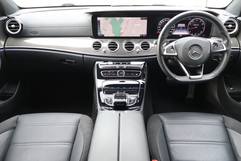 AMG Eクラス E43 4MATIC ｽﾃｰｼｮﾝﾜｺﾞﾝ　ｴｸｽｸﾙｰｼﾌﾞPKG ﾚｰﾀﾞｰｾｰﾌﾃｨPKG ｴｱﾊﾞﾗﾝｽPKG ﾊﾟﾉﾗﾏSR 黒ﾅｯﾊﾟ革 ｼｰﾄﾋｰﾀｰ ﾍﾞﾝﾁﾚｰﾀｰ 純正ﾅﾋﾞ地ﾃﾞｼﾞ 360°ｶﾒﾗ Burmesterｻﾗｳﾝﾄﾞ Applecarplay Android Auto 電動Rｹﾞｰﾄ HUD PTS AMG20ｲﾝﾁAW　2年保証