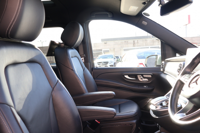 メルセデスベンツ Vクラス V220d ｽﾎﾟｰﾂ ﾛﾝｸﾞ　AMGﾃﾞｻﾞｲﾝｴｸｽﾃﾘｱ ﾚｰﾀﾞｰｾｰﾌﾃｨPKG 1ｵｰﾅｰ ﾊﾟﾉﾗﾏSR 黒革ｼｰﾄ  ｼｰﾄﾋｰﾀ 純正ﾅﾋﾞ地ﾃﾞｼﾞ 360度ｶﾒﾗ Burmesterｻﾗｳﾝﾄﾞ 電動Rｹﾞｰﾄ 電動ﾃﾞｭｱﾙｽﾗｲﾄﾞﾄﾞｱ ｶﾛｯﾂｪﾘｱ製Rﾓﾆﾀｰ  AMG19ｲﾝﾁAW　2年保証