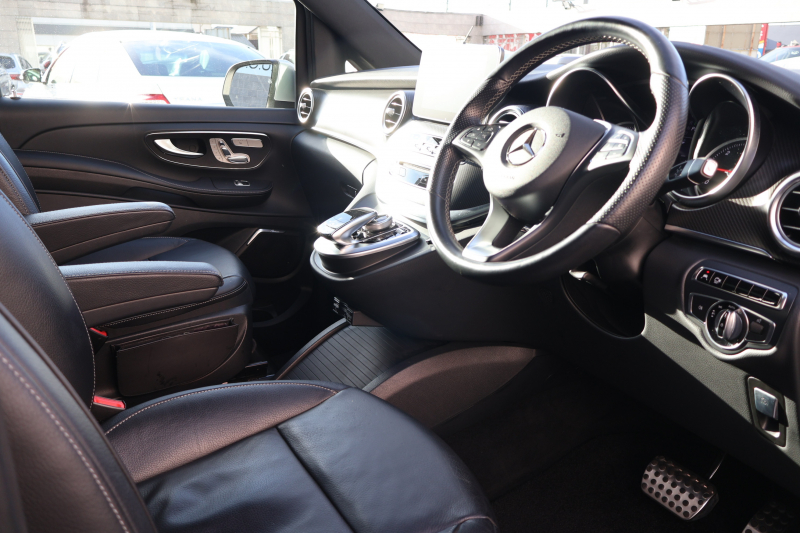 メルセデスベンツ Vクラス V220d ｽﾎﾟｰﾂ ﾛﾝｸﾞ　AMGﾃﾞｻﾞｲﾝｴｸｽﾃﾘｱ ﾚｰﾀﾞｰｾｰﾌﾃｨPKG 1ｵｰﾅｰ ﾊﾟﾉﾗﾏSR 黒革ｼｰﾄ  ｼｰﾄﾋｰﾀ 純正ﾅﾋﾞ地ﾃﾞｼﾞ 360度ｶﾒﾗ Burmesterｻﾗｳﾝﾄﾞ 電動Rｹﾞｰﾄ 電動ﾃﾞｭｱﾙｽﾗｲﾄﾞﾄﾞｱ ｶﾛｯﾂｪﾘｱ製Rﾓﾆﾀｰ  AMG19ｲﾝﾁAW　2年保証