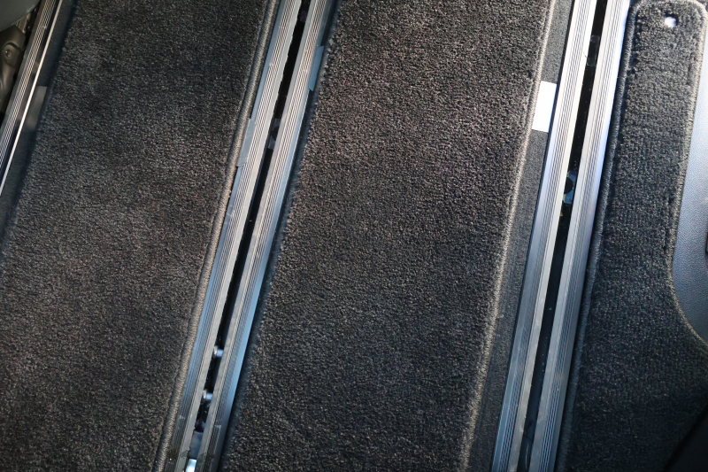 メルセデスベンツ Vクラス V220d ｽﾎﾟｰﾂ ﾛﾝｸﾞ　AMGﾃﾞｻﾞｲﾝｴｸｽﾃﾘｱ ﾚｰﾀﾞｰｾｰﾌﾃｨPKG 1ｵｰﾅｰ ﾊﾟﾉﾗﾏSR 黒革ｼｰﾄ  ｼｰﾄﾋｰﾀ 純正ﾅﾋﾞ地ﾃﾞｼﾞ 360度ｶﾒﾗ Burmesterｻﾗｳﾝﾄﾞ 電動Rｹﾞｰﾄ 電動ﾃﾞｭｱﾙｽﾗｲﾄﾞﾄﾞｱ ｶﾛｯﾂｪﾘｱ製Rﾓﾆﾀｰ  AMG19ｲﾝﾁAW　2年保証