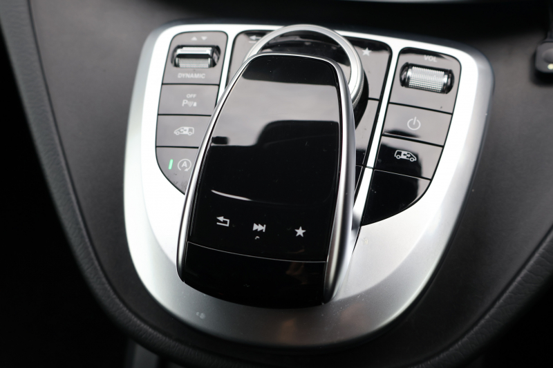 メルセデスベンツ Vクラス V220d ｽﾎﾟｰﾂ ﾛﾝｸﾞ　AMGﾃﾞｻﾞｲﾝｴｸｽﾃﾘｱ ﾚｰﾀﾞｰｾｰﾌﾃｨPKG 1ｵｰﾅｰ ﾊﾟﾉﾗﾏSR 黒革ｼｰﾄ  ｼｰﾄﾋｰﾀ 純正ﾅﾋﾞ地ﾃﾞｼﾞ 360度ｶﾒﾗ Burmesterｻﾗｳﾝﾄﾞ 電動Rｹﾞｰﾄ 電動ﾃﾞｭｱﾙｽﾗｲﾄﾞﾄﾞｱ ｶﾛｯﾂｪﾘｱ製Rﾓﾆﾀｰ  AMG19ｲﾝﾁAW　2年保証