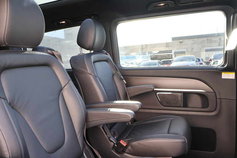 メルセデスベンツ Vクラス V220d ｽﾎﾟｰﾂ ﾛﾝｸﾞ　AMGﾃﾞｻﾞｲﾝｴｸｽﾃﾘｱ ﾚｰﾀﾞｰｾｰﾌﾃｨPKG 1ｵｰﾅｰ ﾊﾟﾉﾗﾏSR 黒革ｼｰﾄ  ｼｰﾄﾋｰﾀ 純正ﾅﾋﾞ地ﾃﾞｼﾞ 360度ｶﾒﾗ Burmesterｻﾗｳﾝﾄﾞ 電動Rｹﾞｰﾄ 電動ﾃﾞｭｱﾙｽﾗｲﾄﾞﾄﾞｱ ｶﾛｯﾂｪﾘｱ製Rﾓﾆﾀｰ  AMG19ｲﾝﾁAW　2年保証