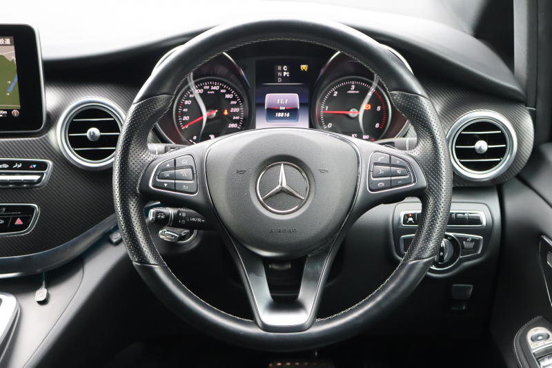 メルセデスベンツ Vクラス V220d ｽﾎﾟｰﾂ ﾛﾝｸﾞ　AMGﾃﾞｻﾞｲﾝｴｸｽﾃﾘｱ ﾚｰﾀﾞｰｾｰﾌﾃｨPKG 1ｵｰﾅｰ ﾊﾟﾉﾗﾏSR 黒革ｼｰﾄ  ｼｰﾄﾋｰﾀ 純正ﾅﾋﾞ地ﾃﾞｼﾞ 360度ｶﾒﾗ Burmesterｻﾗｳﾝﾄﾞ 電動Rｹﾞｰﾄ 電動ﾃﾞｭｱﾙｽﾗｲﾄﾞﾄﾞｱ ｶﾛｯﾂｪﾘｱ製Rﾓﾆﾀｰ  AMG19ｲﾝﾁAW　2年保証