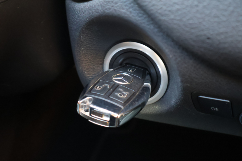 AMG GLA GLA45 AMG 4MATIC Edition1　特別仕様車 専用ｴｱﾛﾊﾟｰﾂ  専用ｻｲﾄﾞﾃﾞｶｰﾙ ﾚｰﾀﾞｰｾｰﾌﾃｨPKG AMGﾊﾟﾌｫｰﾏﾝｽｼｰﾄ AMGﾊﾟﾌｫｰﾏﾝｽｽﾃｱ ﾒﾓﾘｰ機能付ﾊﾟﾜｰｼｰﾄ ｼｰﾄﾋｰﾀｰ 純正ﾅﾋﾞ地ﾃﾞｼﾞ Bﾓﾆﾀｰ 電動Rｹﾞｰﾄ ｷｾﾉﾝﾍｯﾄﾞ PTS AMG20AW　2年保証