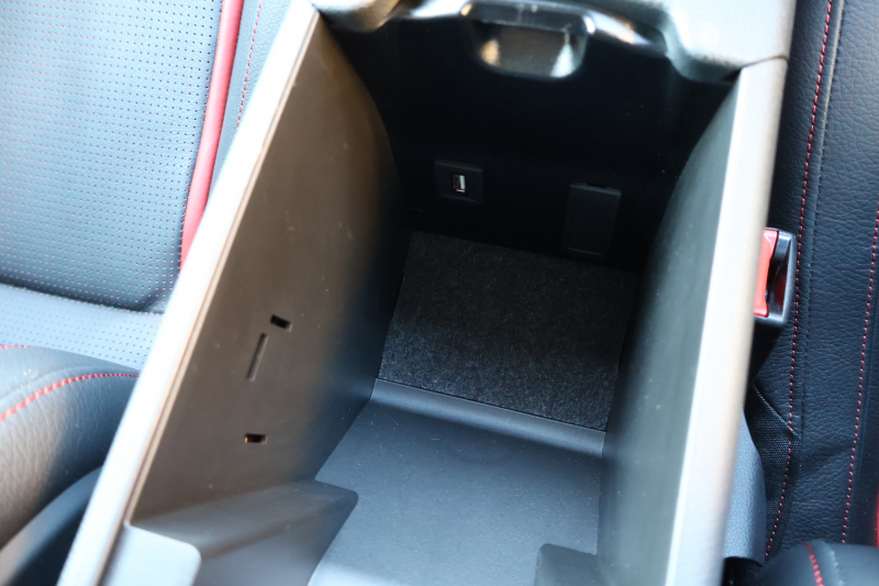 AMG GLA GLA45 AMG 4MATIC Edition1　特別仕様車 専用ｴｱﾛﾊﾟｰﾂ  専用ｻｲﾄﾞﾃﾞｶｰﾙ ﾚｰﾀﾞｰｾｰﾌﾃｨPKG AMGﾊﾟﾌｫｰﾏﾝｽｼｰﾄ AMGﾊﾟﾌｫｰﾏﾝｽｽﾃｱ ﾒﾓﾘｰ機能付ﾊﾟﾜｰｼｰﾄ ｼｰﾄﾋｰﾀｰ 純正ﾅﾋﾞ地ﾃﾞｼﾞ Bﾓﾆﾀｰ 電動Rｹﾞｰﾄ ｷｾﾉﾝﾍｯﾄﾞ PTS AMG20AW　2年保証