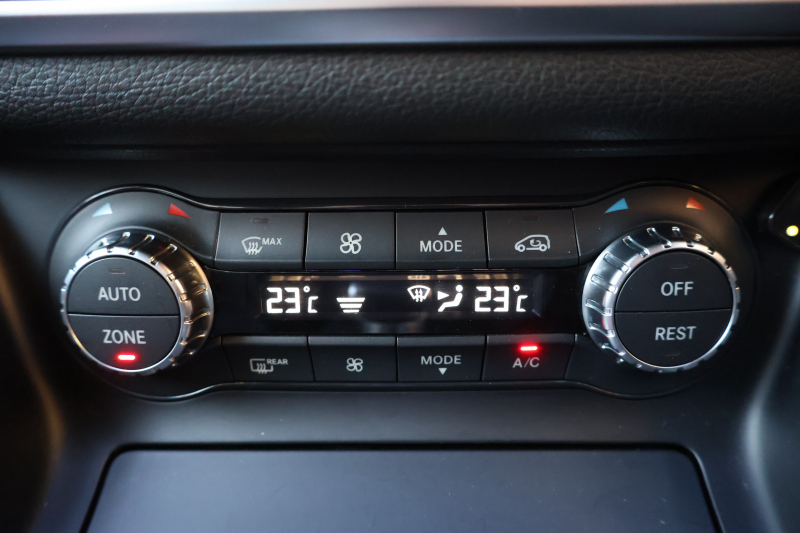 AMG GLA GLA45 AMG 4MATIC Edition1　特別仕様車 専用ｴｱﾛﾊﾟｰﾂ  専用ｻｲﾄﾞﾃﾞｶｰﾙ ﾚｰﾀﾞｰｾｰﾌﾃｨPKG AMGﾊﾟﾌｫｰﾏﾝｽｼｰﾄ AMGﾊﾟﾌｫｰﾏﾝｽｽﾃｱ ﾒﾓﾘｰ機能付ﾊﾟﾜｰｼｰﾄ ｼｰﾄﾋｰﾀｰ 純正ﾅﾋﾞ地ﾃﾞｼﾞ Bﾓﾆﾀｰ 電動Rｹﾞｰﾄ ｷｾﾉﾝﾍｯﾄﾞ PTS AMG20AW　2年保証