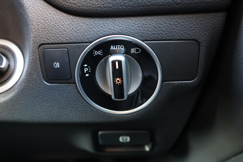 AMG GLA GLA45 AMG 4MATIC Edition1　特別仕様車 専用ｴｱﾛﾊﾟｰﾂ  専用ｻｲﾄﾞﾃﾞｶｰﾙ ﾚｰﾀﾞｰｾｰﾌﾃｨPKG AMGﾊﾟﾌｫｰﾏﾝｽｼｰﾄ AMGﾊﾟﾌｫｰﾏﾝｽｽﾃｱ ﾒﾓﾘｰ機能付ﾊﾟﾜｰｼｰﾄ ｼｰﾄﾋｰﾀｰ 純正ﾅﾋﾞ地ﾃﾞｼﾞ Bﾓﾆﾀｰ 電動Rｹﾞｰﾄ ｷｾﾉﾝﾍｯﾄﾞ PTS AMG20AW　2年保証