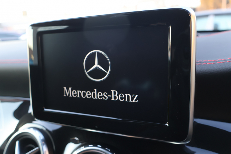 AMG GLA GLA45 AMG 4MATIC Edition1　特別仕様車 専用ｴｱﾛﾊﾟｰﾂ  専用ｻｲﾄﾞﾃﾞｶｰﾙ ﾚｰﾀﾞｰｾｰﾌﾃｨPKG AMGﾊﾟﾌｫｰﾏﾝｽｼｰﾄ AMGﾊﾟﾌｫｰﾏﾝｽｽﾃｱ ﾒﾓﾘｰ機能付ﾊﾟﾜｰｼｰﾄ ｼｰﾄﾋｰﾀｰ 純正ﾅﾋﾞ地ﾃﾞｼﾞ Bﾓﾆﾀｰ 電動Rｹﾞｰﾄ ｷｾﾉﾝﾍｯﾄﾞ PTS AMG20AW　2年保証