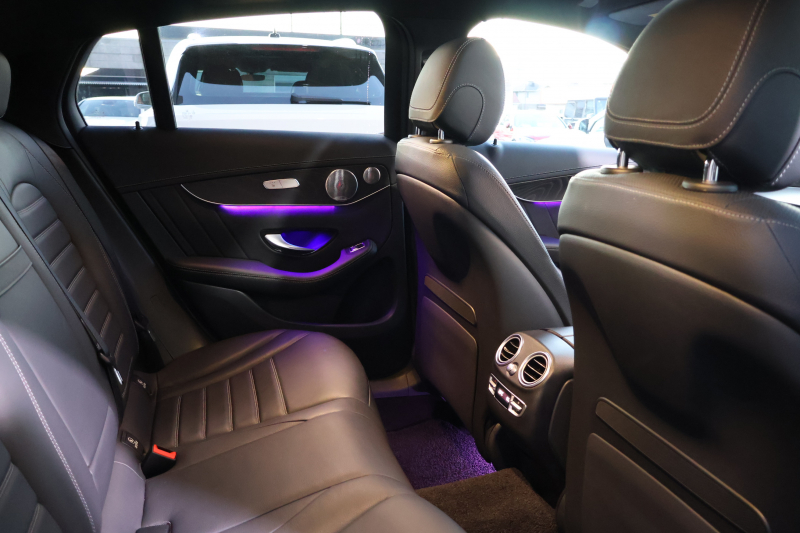 メルセデスベンツ GLCクーペ GLC220d 4MATIC ｸｰﾍﾟ AMGﾗｲﾝ　後期型 ﾚｻﾞｰｴｸｽｸﾙｰｼﾌﾞPKG ﾚｰﾀﾞｰｾｰﾌﾃｨPKG ｴｱﾊﾞﾗﾝｽPKG ｶﾞﾗｽSR 黒革 ｼｰﾄﾋｰﾀ ﾍﾞﾝﾁﾚｰﾀ MBUX 純正10.25ｲﾝﾁﾅﾋﾞ地ﾃﾞｼﾞ ｺｯｸﾋﾟｯﾄDisp 360°ｶﾒﾗ Burmester 電動Rｹﾞｰﾄ HUD AMG19ｲﾝﾁAW　2年保証