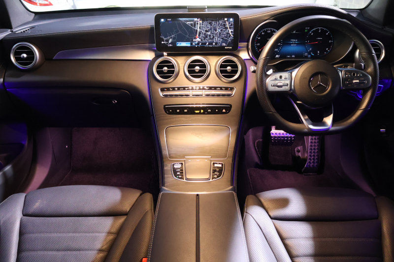 メルセデスベンツ GLCクーペ GLC220d 4MATIC ｸｰﾍﾟ AMGﾗｲﾝ　後期型 ﾚｻﾞｰｴｸｽｸﾙｰｼﾌﾞPKG ﾚｰﾀﾞｰｾｰﾌﾃｨPKG ｴｱﾊﾞﾗﾝｽPKG ｶﾞﾗｽSR 黒革 ｼｰﾄﾋｰﾀ ﾍﾞﾝﾁﾚｰﾀ MBUX 純正10.25ｲﾝﾁﾅﾋﾞ地ﾃﾞｼﾞ ｺｯｸﾋﾟｯﾄDisp 360°ｶﾒﾗ Burmester 電動Rｹﾞｰﾄ HUD AMG19ｲﾝﾁAW　2年保証