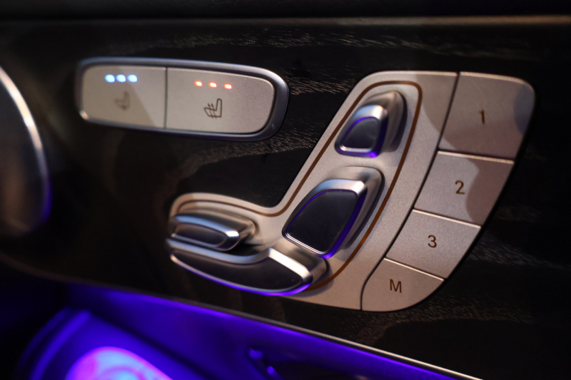 メルセデスベンツ GLCクーペ GLC220d 4MATIC ｸｰﾍﾟ AMGﾗｲﾝ　後期型 ﾚｻﾞｰｴｸｽｸﾙｰｼﾌﾞPKG ﾚｰﾀﾞｰｾｰﾌﾃｨPKG ｴｱﾊﾞﾗﾝｽPKG ｶﾞﾗｽSR 黒革 ｼｰﾄﾋｰﾀ ﾍﾞﾝﾁﾚｰﾀ MBUX 純正10.25ｲﾝﾁﾅﾋﾞ地ﾃﾞｼﾞ ｺｯｸﾋﾟｯﾄDisp 360°ｶﾒﾗ Burmester 電動Rｹﾞｰﾄ HUD AMG19ｲﾝﾁAW　2年保証