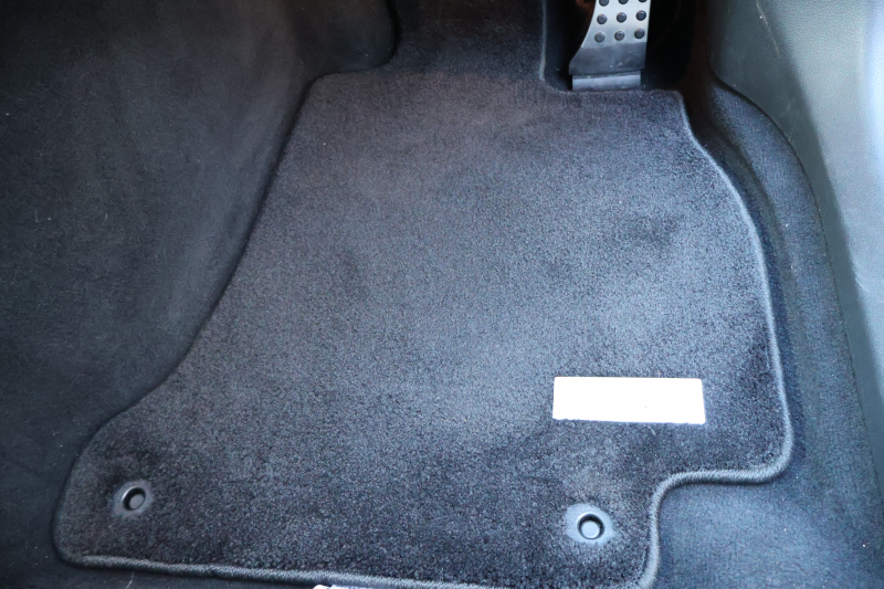 メルセデスベンツ Eクラス E200 ｽﾃｰｼｮﾝﾜｺﾞﾝｽﾎﾟｰﾂ（BSG搭載ﾓﾃﾞﾙ）　後期型 AMGﾗｲﾝｲﾝﾃﾘｱPKG ｴｸｽｸﾙｰｼﾌﾞPKG ﾚｰﾀﾞｰｾｰﾌﾃｨPKG ﾊﾟﾉﾗﾏSR 黒ﾅｯﾊﾟ革 ｼｰﾄﾋｰﾀ MBUX ARﾅﾋﾞ地ﾃﾞｼﾞ  360°ｶﾒﾗ Burmester ﾌｯﾄﾄﾗﾝｸOP ﾜｲﾔﾚｽﾁｬｰｼﾞﾝｸﾞ HUD PTS AMG19ｲﾝﾁAW　2年保証