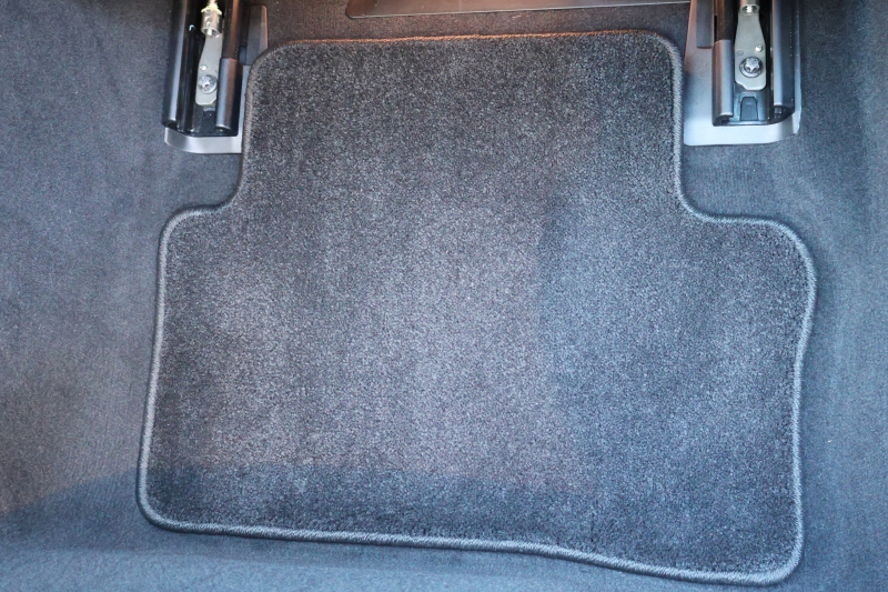 メルセデスベンツ Eクラス E200 ｽﾃｰｼｮﾝﾜｺﾞﾝｽﾎﾟｰﾂ（BSG搭載ﾓﾃﾞﾙ）　後期型 AMGﾗｲﾝｲﾝﾃﾘｱPKG ｴｸｽｸﾙｰｼﾌﾞPKG ﾚｰﾀﾞｰｾｰﾌﾃｨPKG ﾊﾟﾉﾗﾏSR 黒ﾅｯﾊﾟ革 ｼｰﾄﾋｰﾀ MBUX ARﾅﾋﾞ地ﾃﾞｼﾞ  360°ｶﾒﾗ Burmester ﾌｯﾄﾄﾗﾝｸOP ﾜｲﾔﾚｽﾁｬｰｼﾞﾝｸﾞ HUD PTS AMG19ｲﾝﾁAW　2年保証