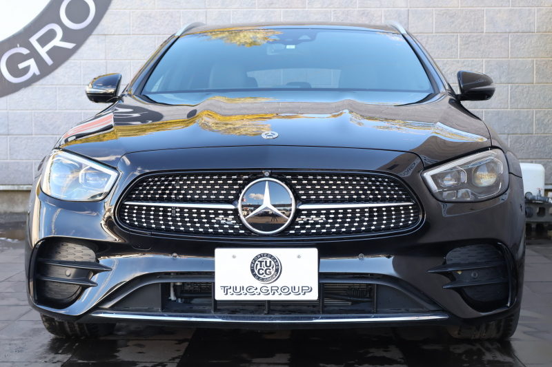 メルセデスベンツ Eクラス E200 ｽﾃｰｼｮﾝﾜｺﾞﾝｽﾎﾟｰﾂ（BSG搭載ﾓﾃﾞﾙ）　後期型 AMGﾗｲﾝｲﾝﾃﾘｱPKG ｴｸｽｸﾙｰｼﾌﾞPKG ﾚｰﾀﾞｰｾｰﾌﾃｨPKG ﾊﾟﾉﾗﾏSR 黒ﾅｯﾊﾟ革 ｼｰﾄﾋｰﾀ MBUX ARﾅﾋﾞ地ﾃﾞｼﾞ  360°ｶﾒﾗ Burmester ﾌｯﾄﾄﾗﾝｸOP ﾜｲﾔﾚｽﾁｬｰｼﾞﾝｸﾞ HUD PTS AMG19ｲﾝﾁAW　2年保証