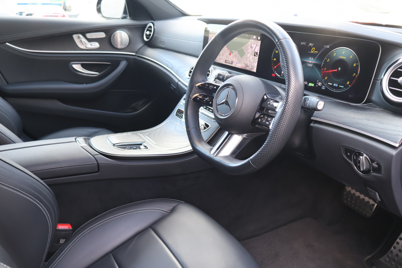 メルセデスベンツ Eクラス E200 ｽﾃｰｼｮﾝﾜｺﾞﾝｽﾎﾟｰﾂ（BSG搭載ﾓﾃﾞﾙ）　後期型 AMGﾗｲﾝｲﾝﾃﾘｱPKG ｴｸｽｸﾙｰｼﾌﾞPKG ﾚｰﾀﾞｰｾｰﾌﾃｨPKG ﾊﾟﾉﾗﾏSR 黒ﾅｯﾊﾟ革 ｼｰﾄﾋｰﾀ MBUX ARﾅﾋﾞ地ﾃﾞｼﾞ  360°ｶﾒﾗ Burmester ﾌｯﾄﾄﾗﾝｸOP ﾜｲﾔﾚｽﾁｬｰｼﾞﾝｸﾞ HUD PTS AMG19ｲﾝﾁAW　2年保証